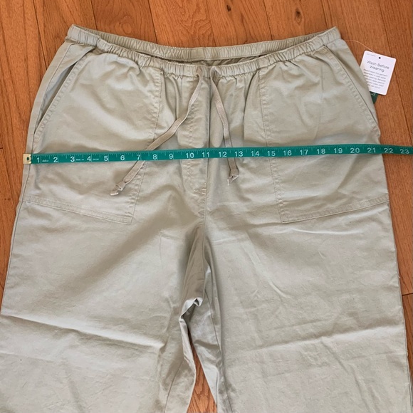 NWT LLBean sunwashed canvas pants, size large, khaki - Picture 3 of 8
